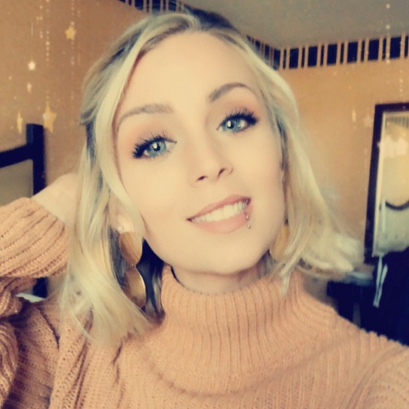 Meet your Posher, Jerica - Picture 1 of 1